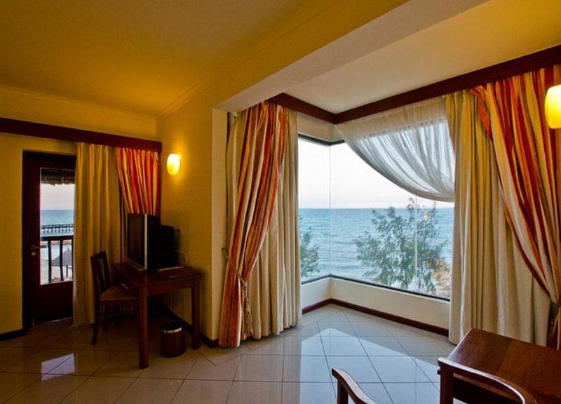 White Sands Resort & Conference Centre