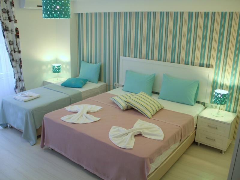 Yazar Hotel
