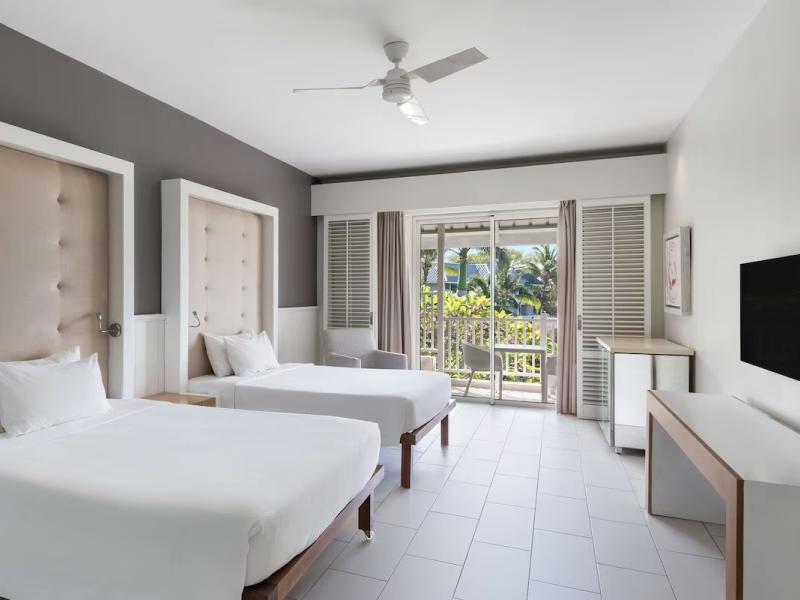 Radisson Blu Azuri Resort & Spa