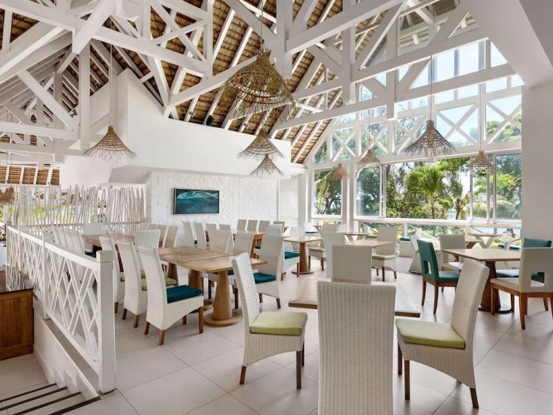 Radisson Blu Azuri Resort & Spa