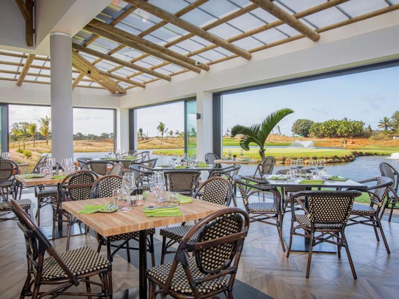 Radisson Blu Azuri Resort & Spa