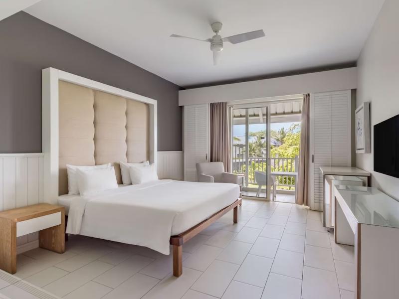 Radisson Blu Azuri Resort & Spa