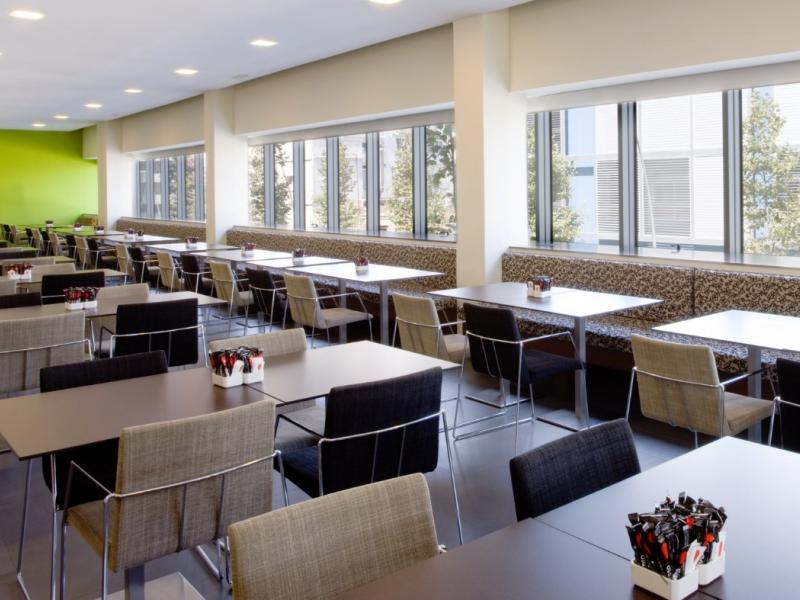 Holiday Inn Express Barcelona - City 22