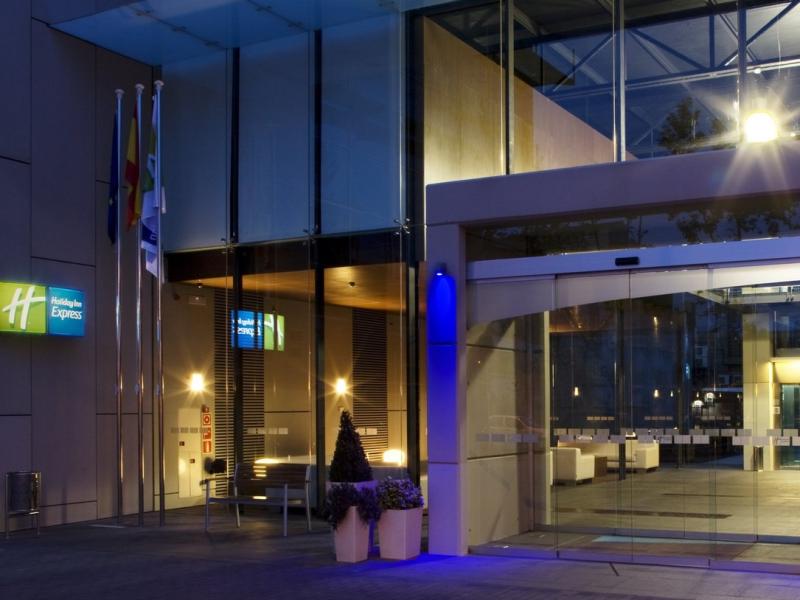 Holiday Inn Express Barcelona - City 22