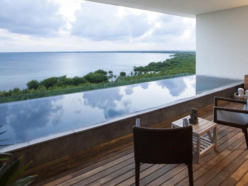 Nizuc Resort & Spa