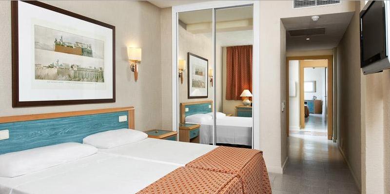 Sol Gavilanes Hotel