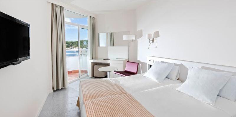 Sol Gavilanes Hotel