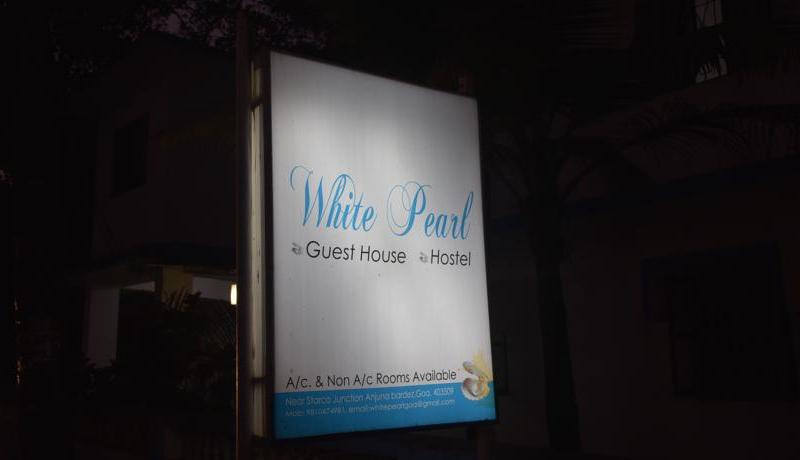 White Pearl Suites