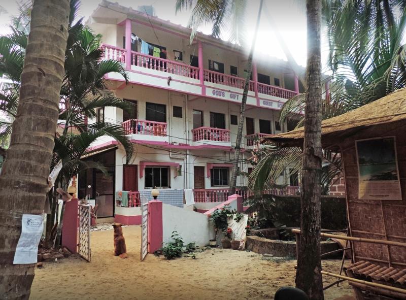 God's Gift Guesthouse (Arambol)