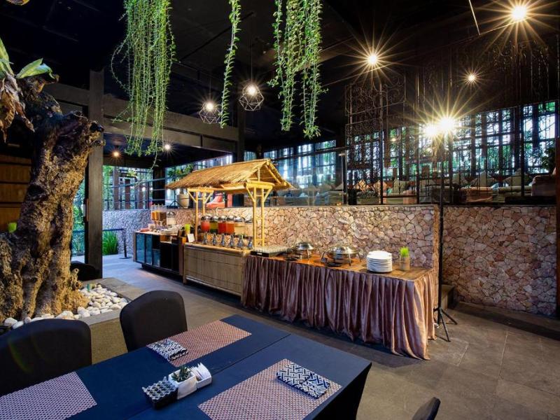 THE 1O1 Bali Fontana Seminyak