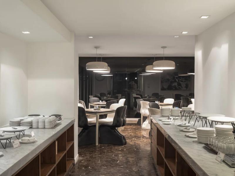 S33 Compact Sukhumvit Hotel