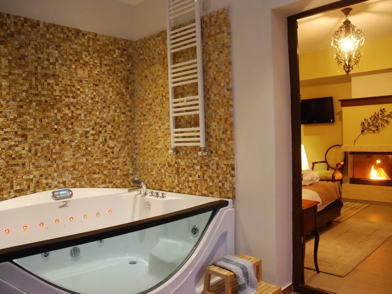 Agapi Luxury Hotel
