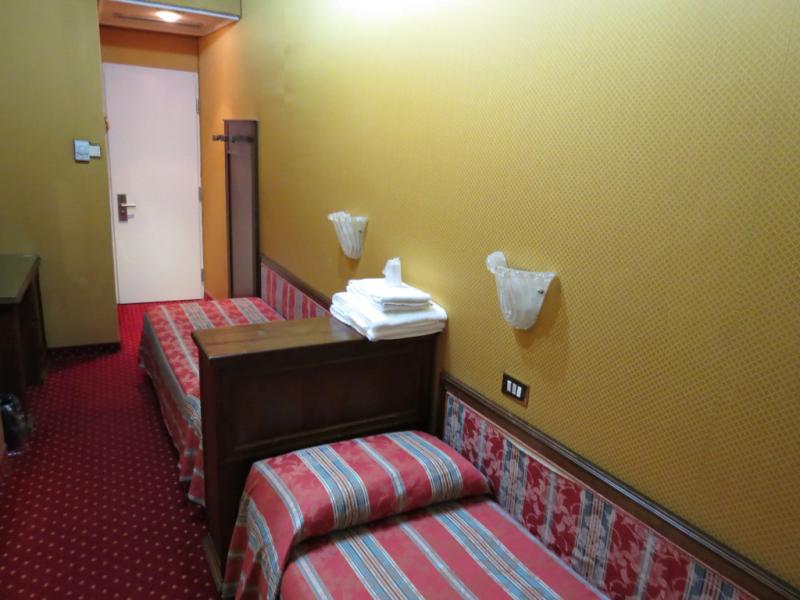 Hotel Bridge