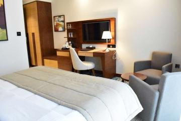 Отель Golden Tulip Media ОАЭ, Аль Барша, фото 11