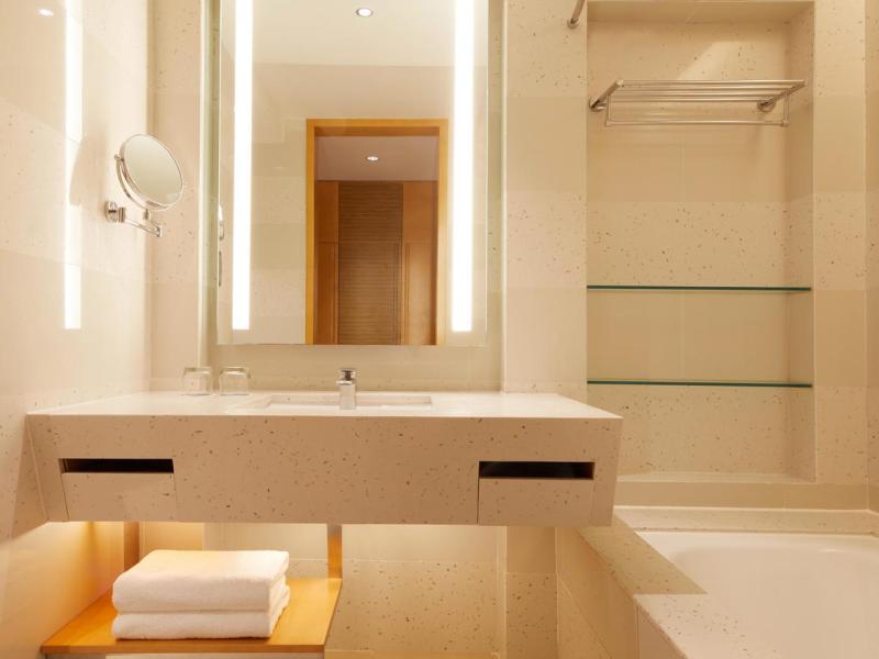 Four Points by Sheraton Shenzhou Peninsula Resort