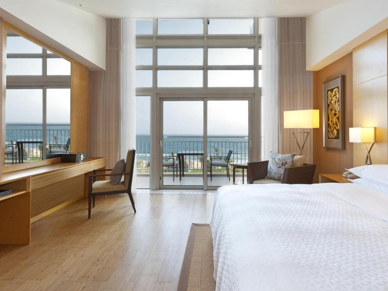 Four Points by Sheraton Shenzhou Peninsula Resort