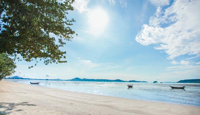 Blue Beach Grand Resort And Spa