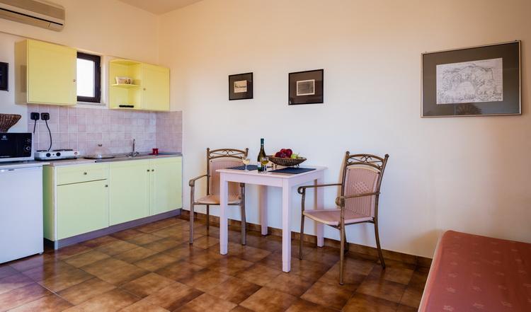 Nireas Hotel