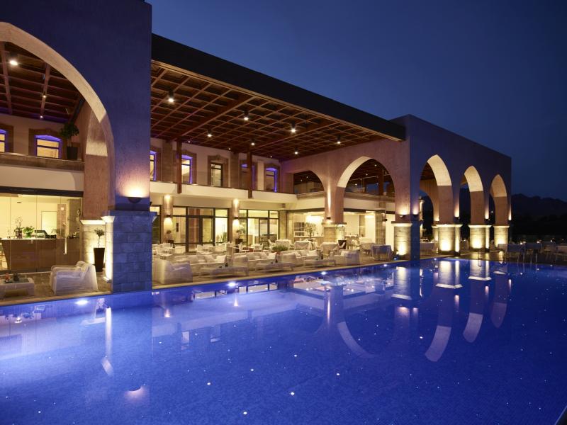 Boutique 5 Hotel & Spa