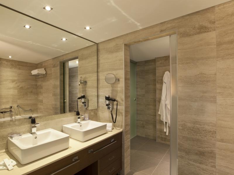 Boutique 5 Hotel & Spa