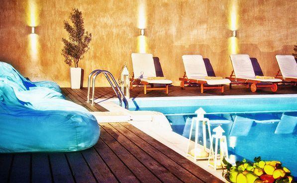 Golden King Luxurios Resort