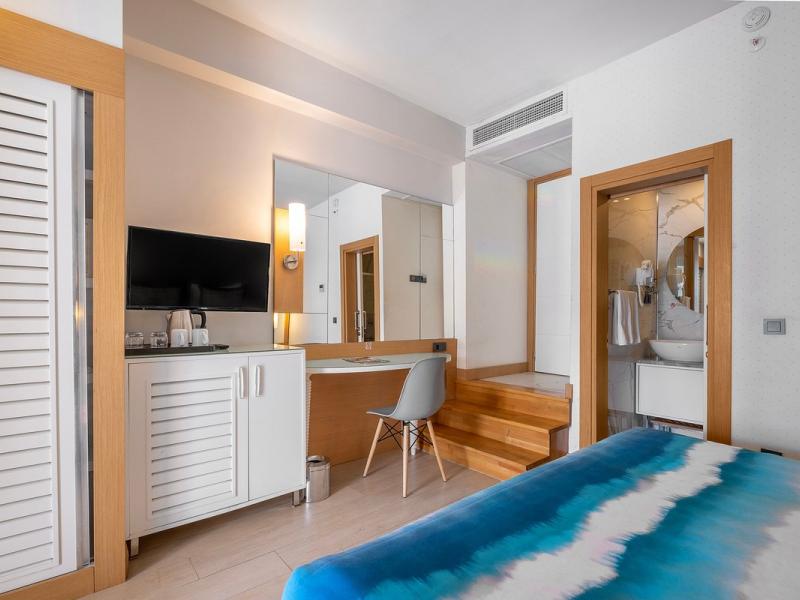 Long Beach Harmony Hotel & Spa