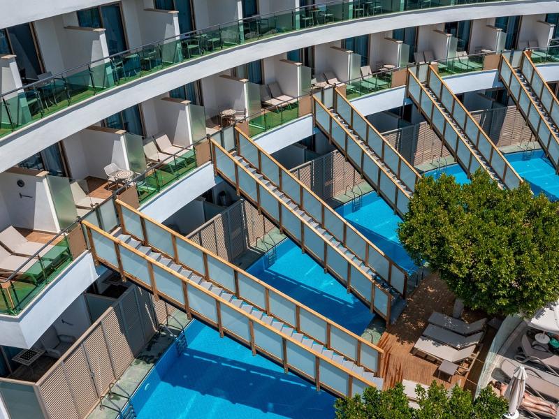 Long Beach Harmony Hotel & Spa