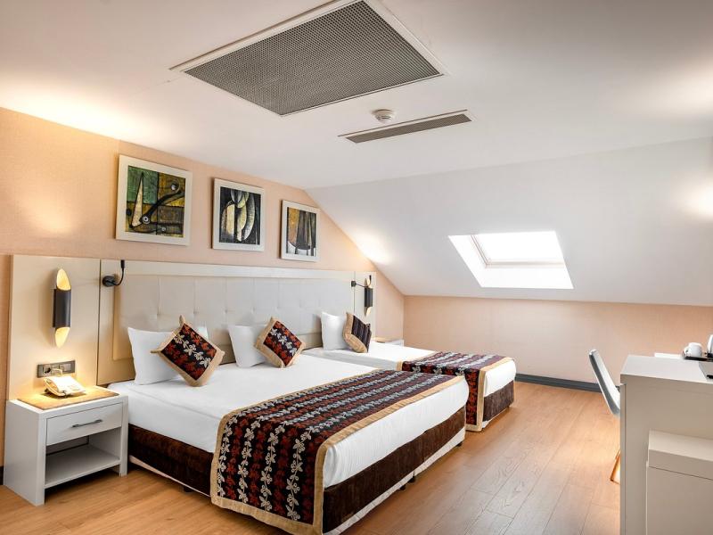 Long Beach Harmony Hotel & Spa