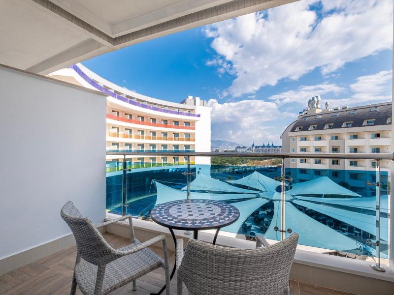 Long Beach Harmony Hotel & Spa