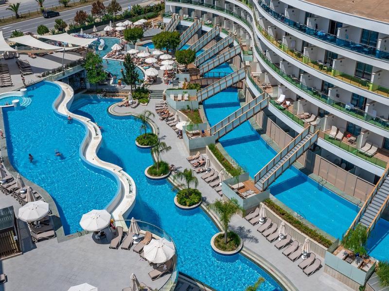 Long Beach Harmony Hotel & Spa