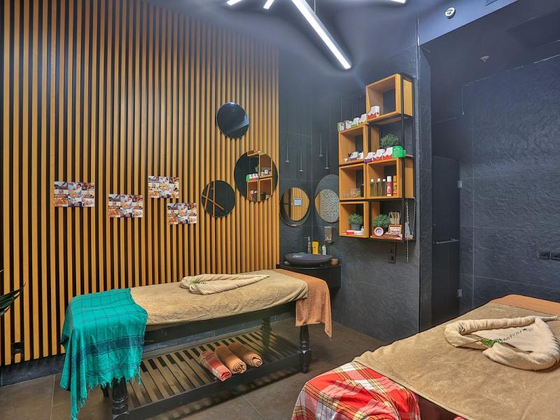 Long Beach Harmony Hotel & Spa