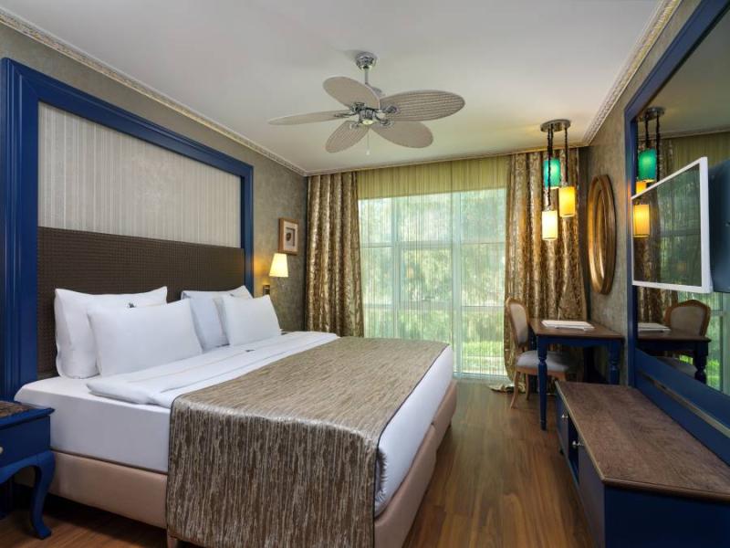 Rubi Platinum Spa Resort & Suites