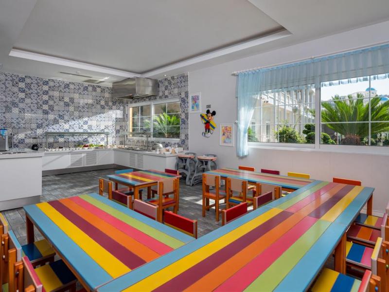 Rubi Platinum Spa Resort & Suites