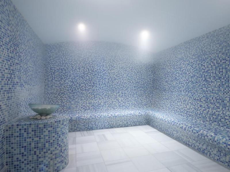 Rubi Platinum Spa Resort & Suites