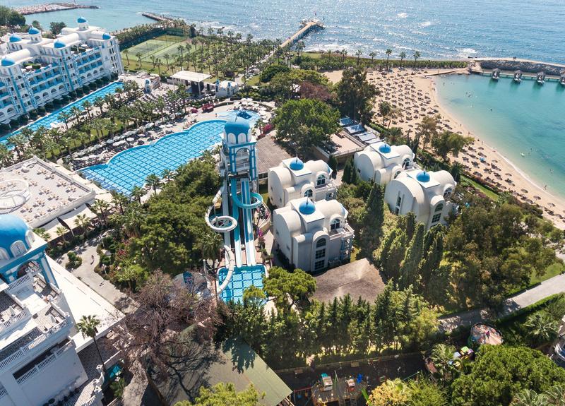 Rubi Platinum Spa Resort & Suites