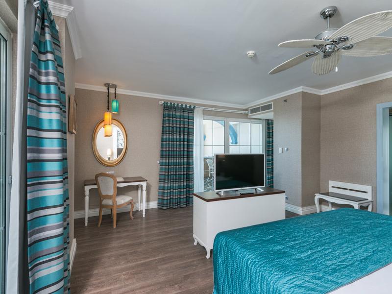 Rubi Platinum Spa Resort & Suites