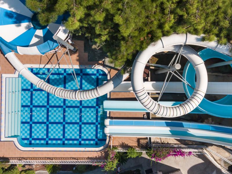 Rubi Platinum Spa Resort & Suites