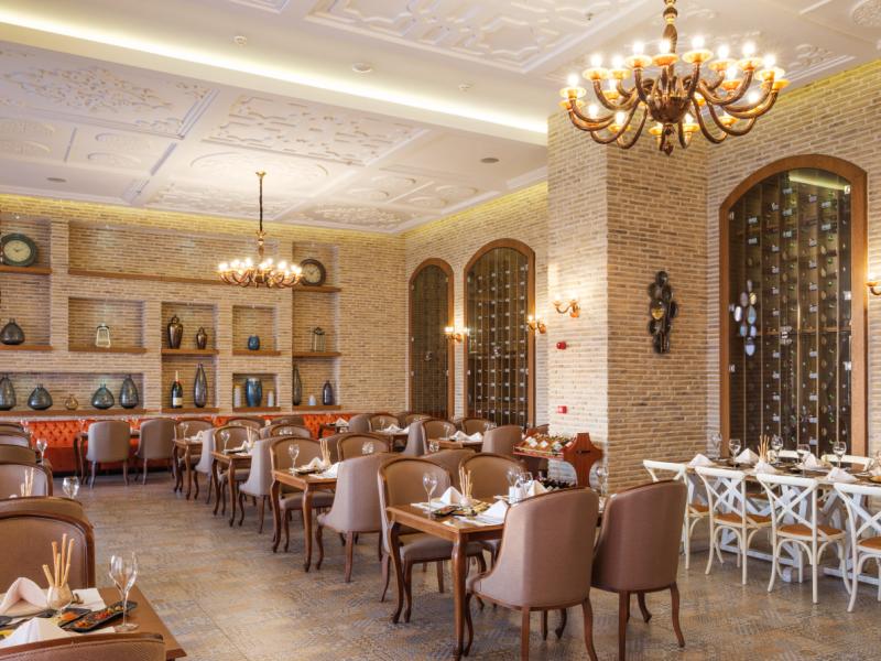 Rubi Platinum Spa Resort & Suites