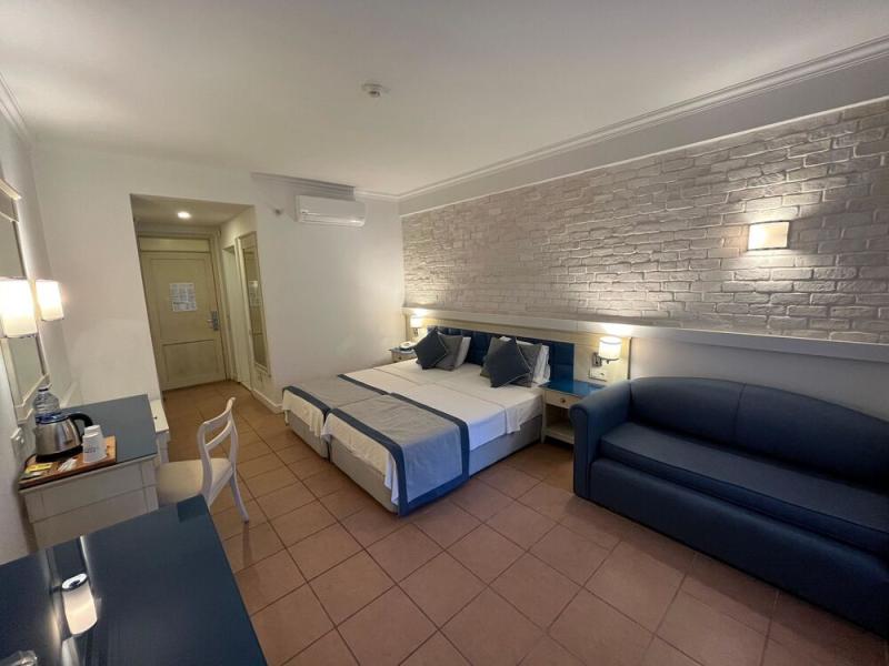 Champion Holiday Village