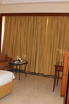 Отель The Hans New Delhi Индия, Дели, фото 11