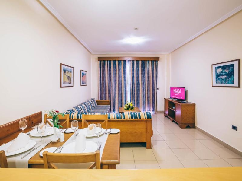 Grand Muthu Golf Plaza Hotel & Spa