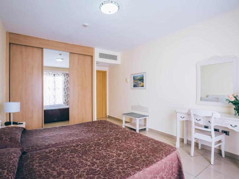 Grand Muthu Golf Plaza Hotel & Spa