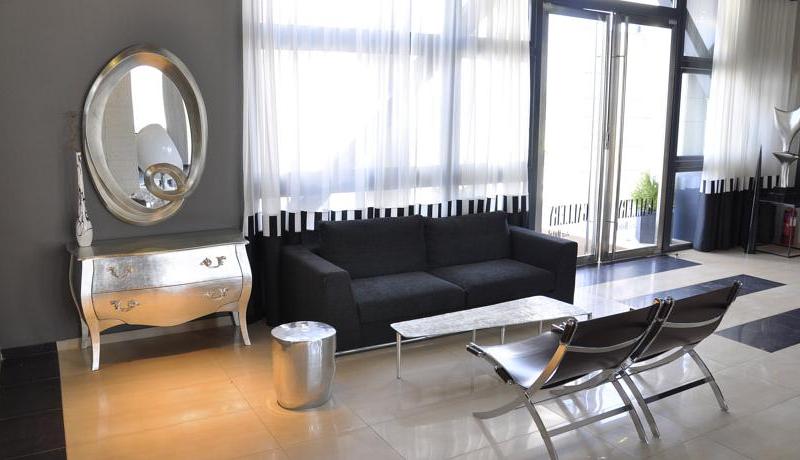 Gallery Art Hotel