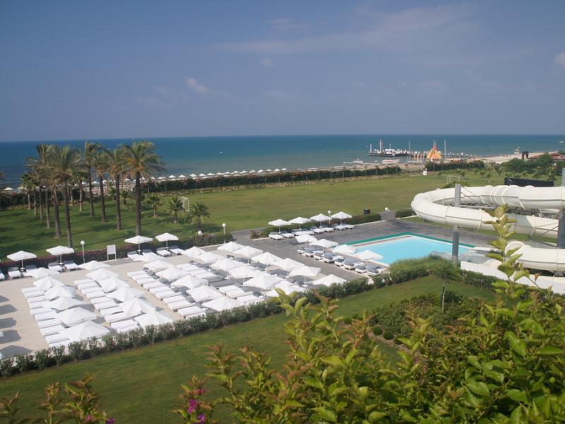 Royal Heaven Villas