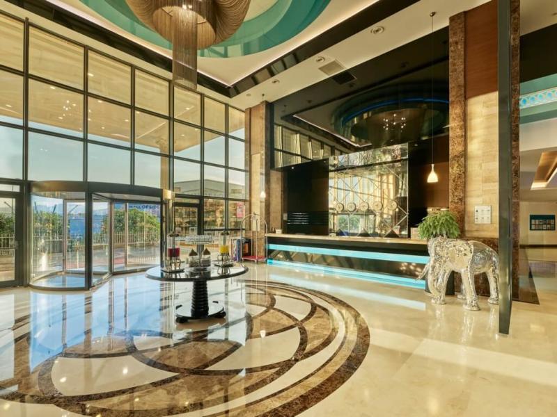 Luna Blanca Resort & Spa