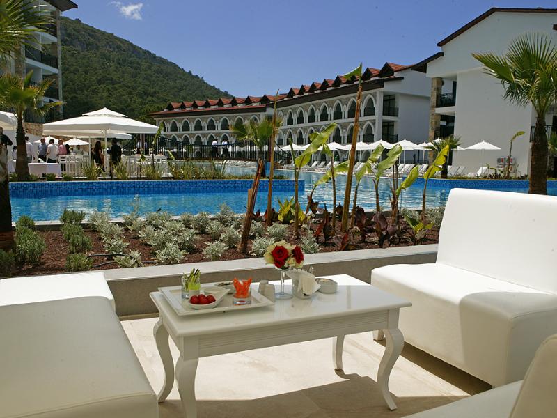 Ramada Resort by Wyndham Akbuk