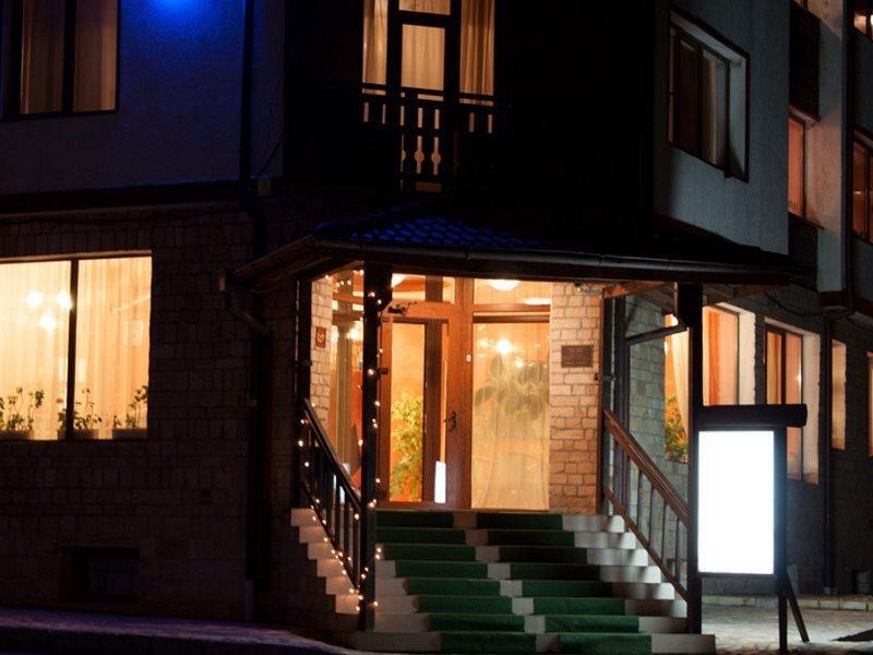 Alex Hotel