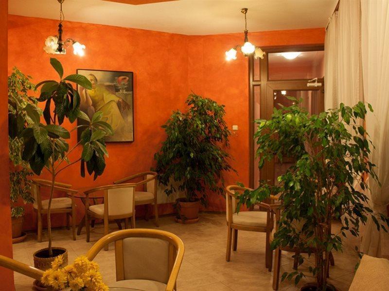 Alex Hotel