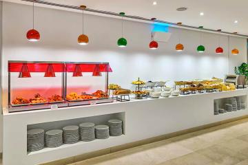 Отель Ramada Hotel & Suites by Wyndham Dubai JBR ОАЭ, Дубай Марина, фото 24