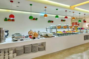 Отель Ramada Hotel & Suites by Wyndham Dubai JBR ОАЭ, Дубай Марина, фото 25